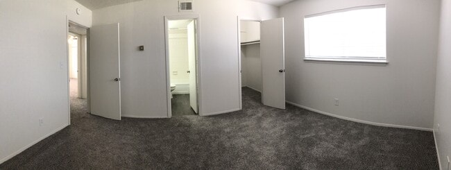 Photo - Santa Fe Village & Highlander Apartments