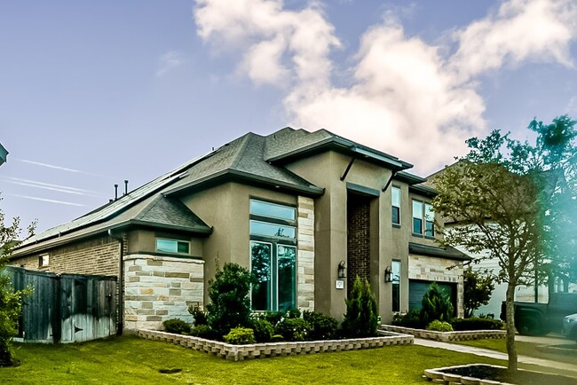 Photo - 10719 Klaria Cres Ct Casa