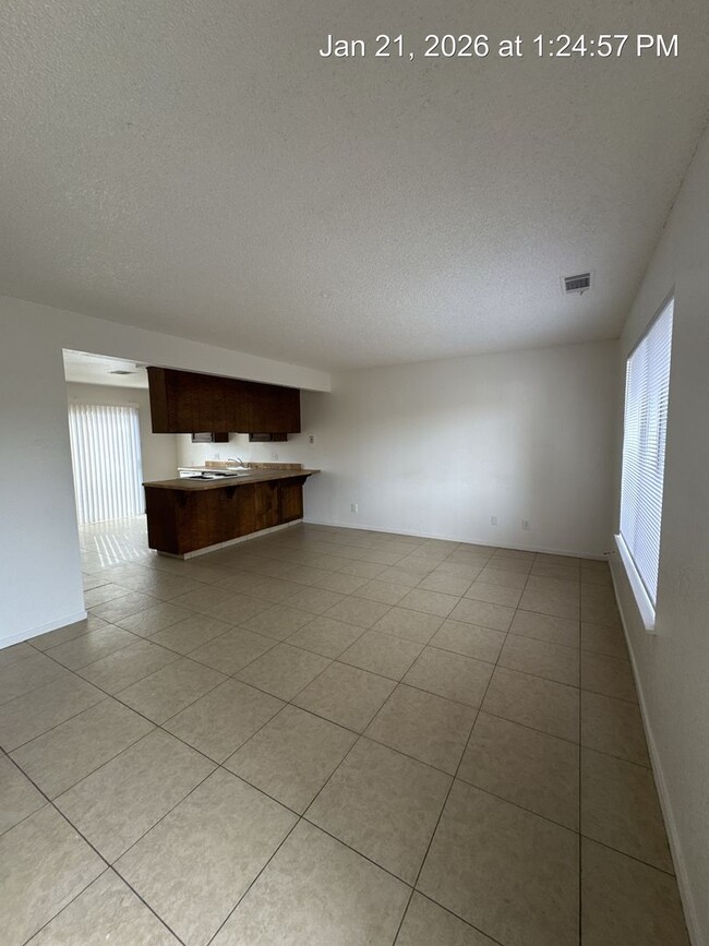 Photo - 2962 Unit 2025