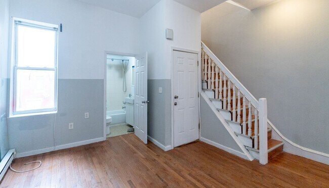 Photo - 2219 N 16th St Unit 2219 N 16th St 2nd Fl