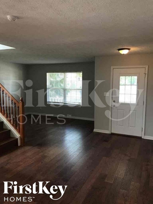 Photo - 1293 River Ridge Dr