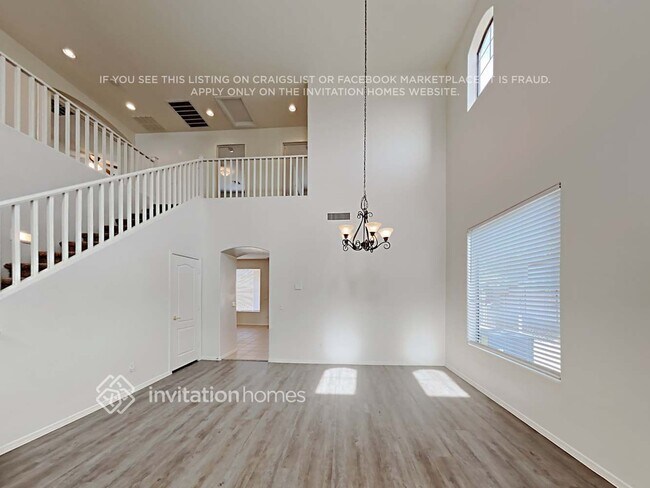 Photo - 3722 E Meadowview Dr