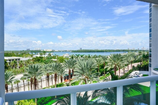 Photo - 10275 Collins Ave Unidad 523