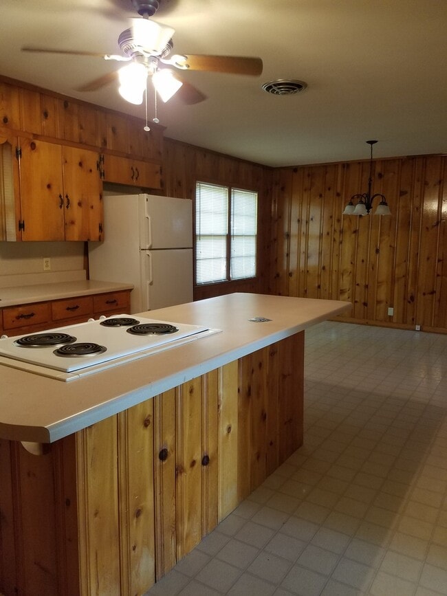 Building Photo - ***Coming soon!!***