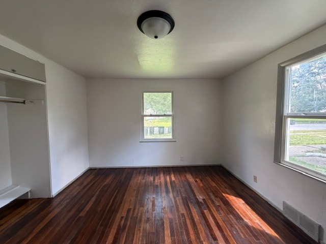 Photo - 2229 Parkview Pl