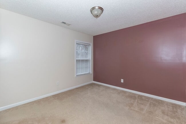 Photo - 459 Averasboro Dr