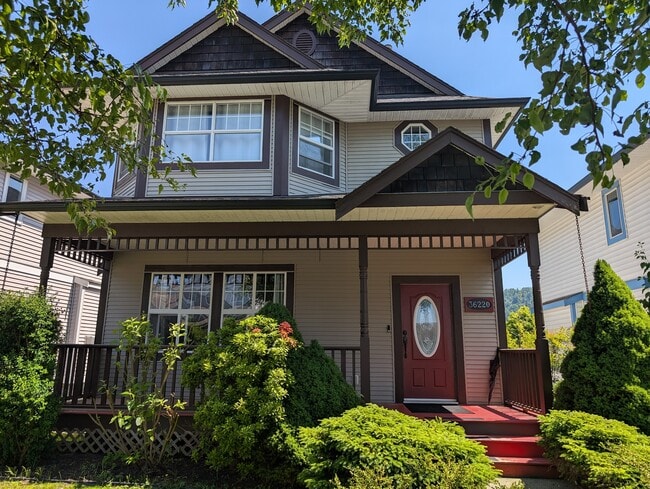Building Photo - 36220 Shadbolt Ave