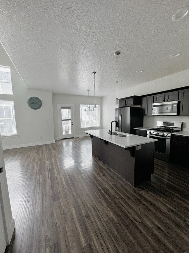 Building Photo - 4163 W 1630 N Rental