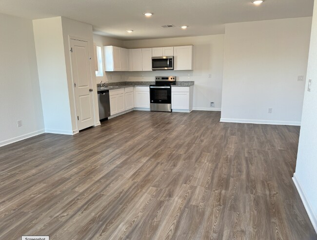 Photo - 1820 Emily Dr