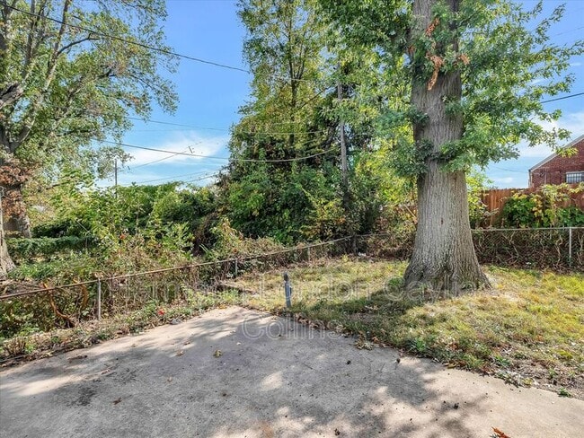 Photo - 1648 Orchid Ave