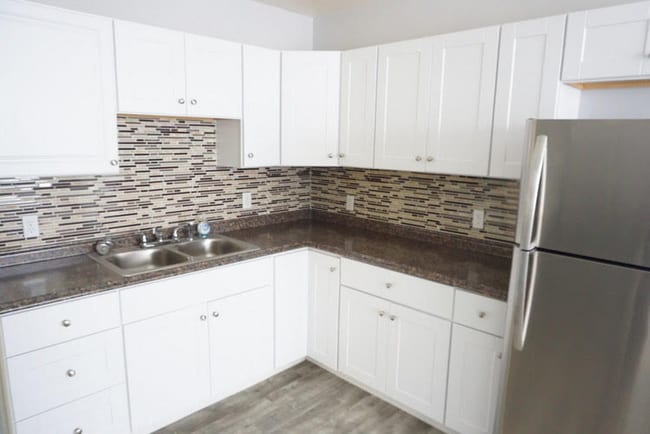 Photo - 1813 N Oliver Ave