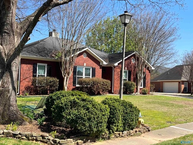 Photo - 2629 Quarter Ln SE