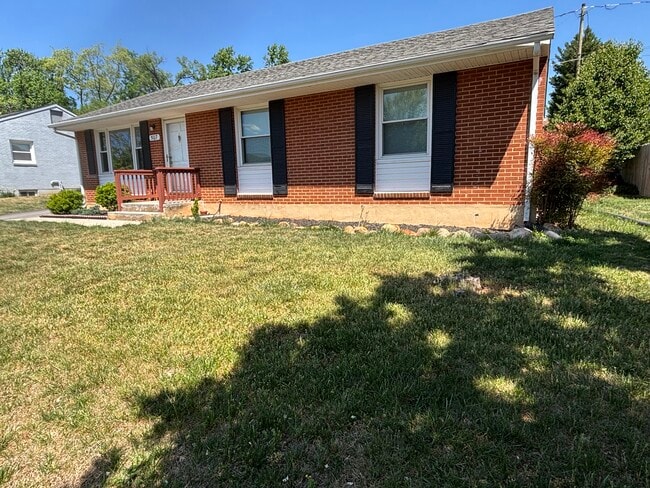 Photo - 507 Moran Ave