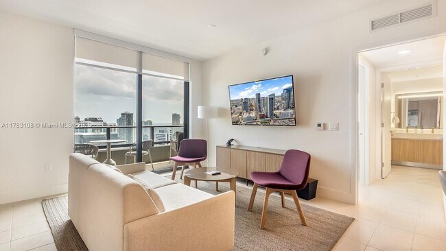 Photo - 601 NE 1st Ave Unit 4005