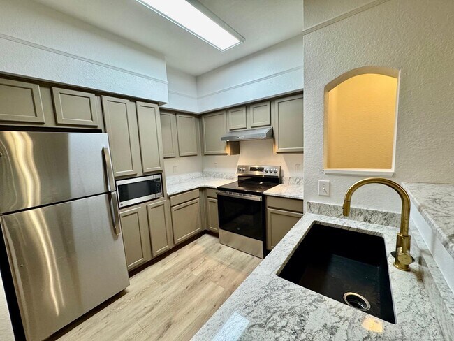 Photo - 2801 Chancellorsville Dr Condo Unit 1012