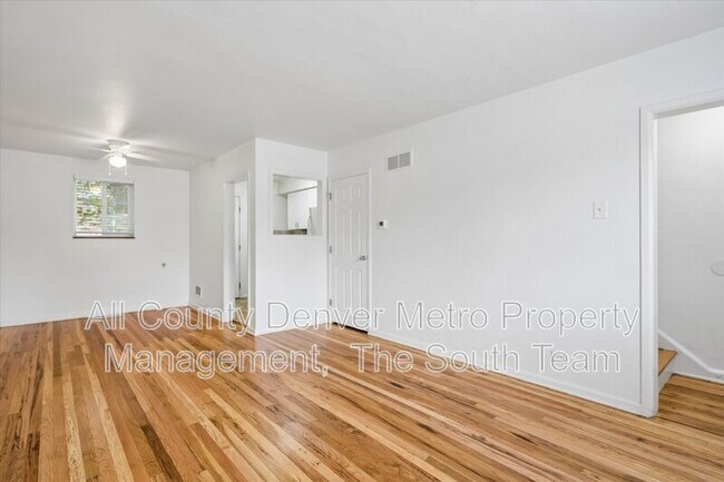 Photo - 10207 E 14th Ave