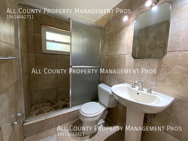 Photo - 2629 Grand Cayman St