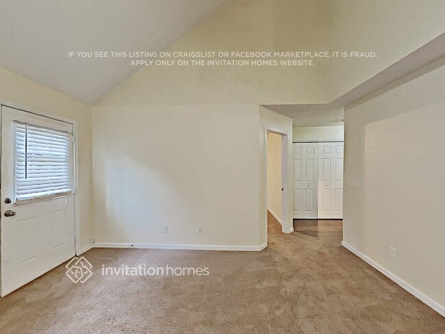 Photo - 298 Carrington Way