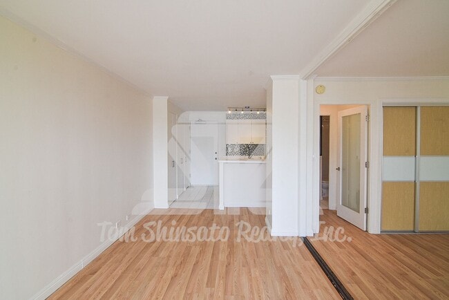 Photo - Corner unit on Pensacola!