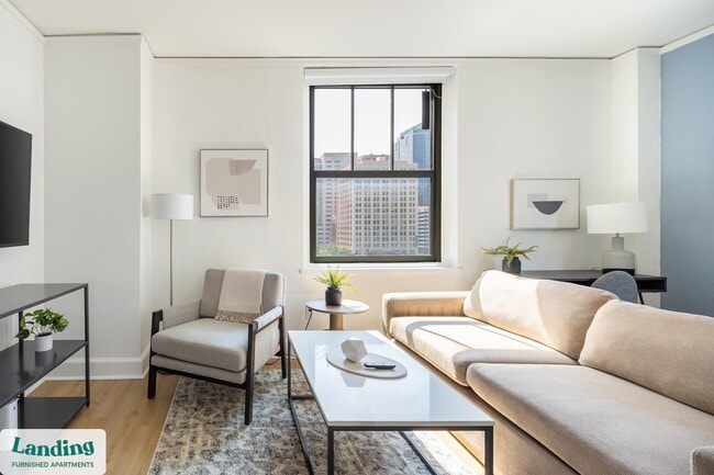 Photo - 933 McGee St Unidad 2-810.1411592