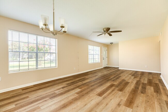 Photo - 1920 Back Bay Dr