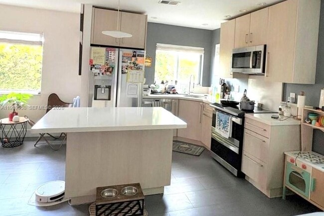 Photo - 13881 NE 2nd Ct