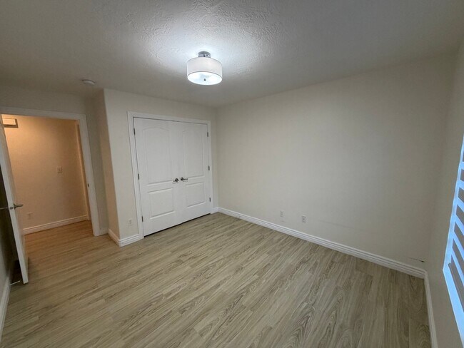 Photo - 372 S 930 W Unit 104