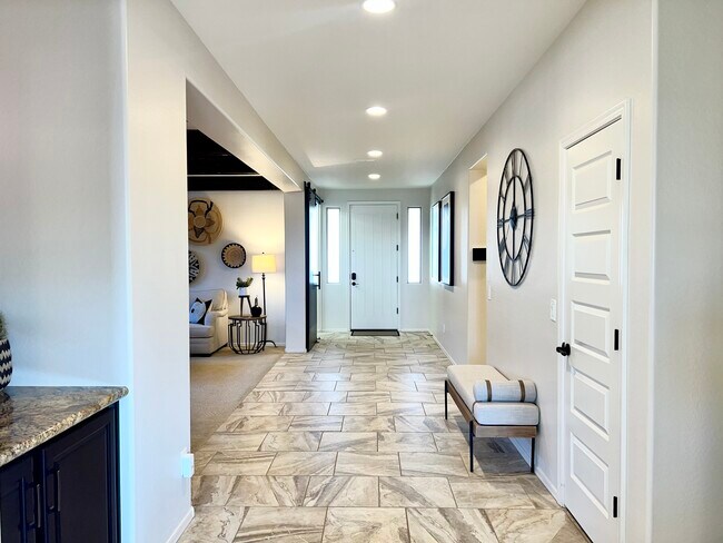 Photo - 22548 E Duncan St