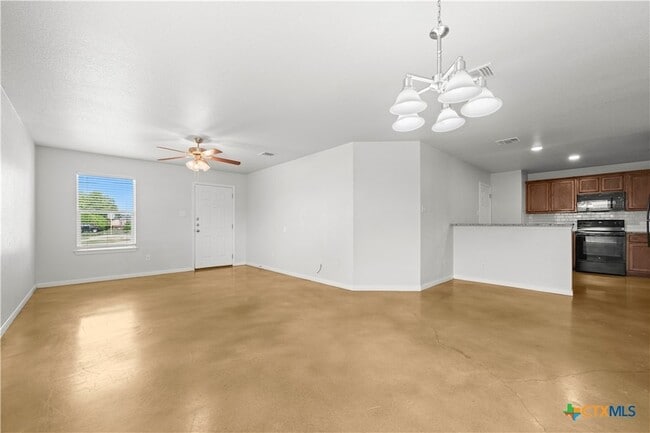 1809 Indian Trail
