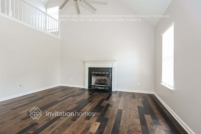 Photo - 2808 Meadow Gln