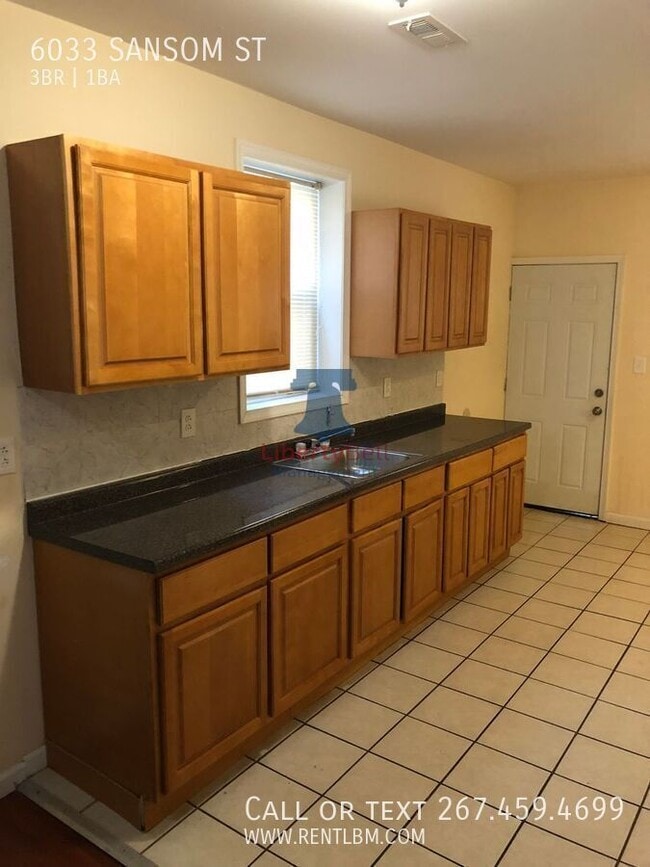 Photo - 6033 Sansom St