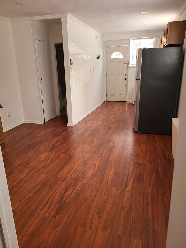 Building Photo - 708 Avenue Y Unit 1