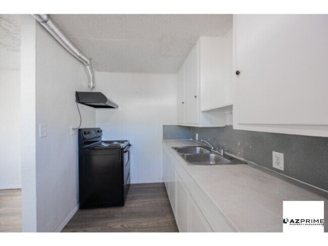 Photo - $1095 OFF FIRST MONTH'S RENT MOVE IN SPECIAL!