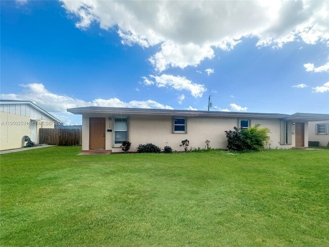 Building Photo - 11330 SW 207th Dr Unit Left