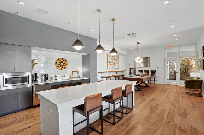 Photo - The Beverly Collection: The Block Apartments