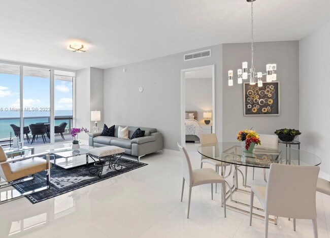 Photo - 15811 Collins Ave Unidad 503