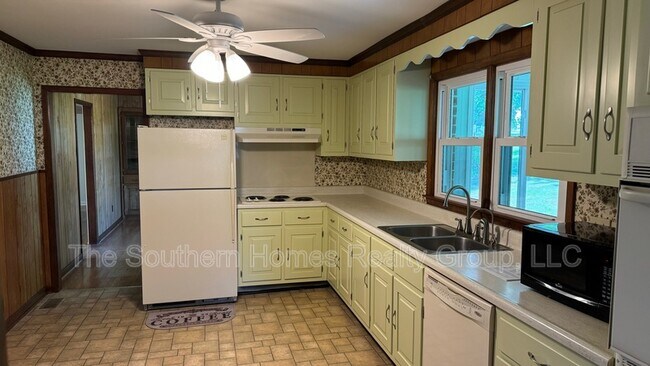 Photo - 220 Wilkins Ave