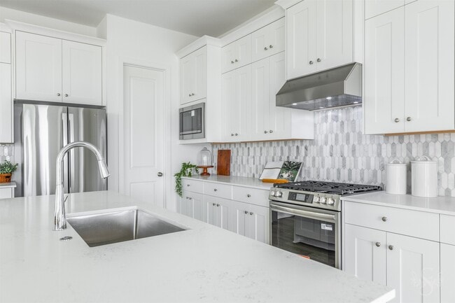 Photo - 31607 Brown Fern Dr