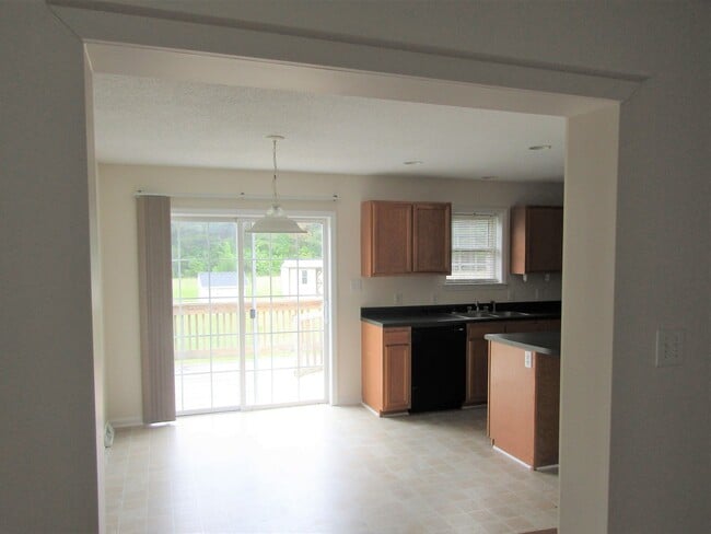 Photo - 150 Morristown Rd