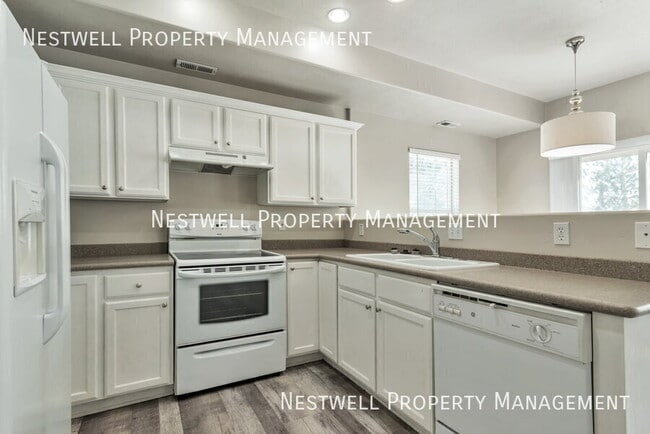 Photo - 7707 Yellowwood Ln