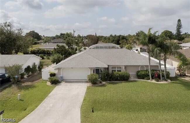 Photo - 1320 SE 25th Ln