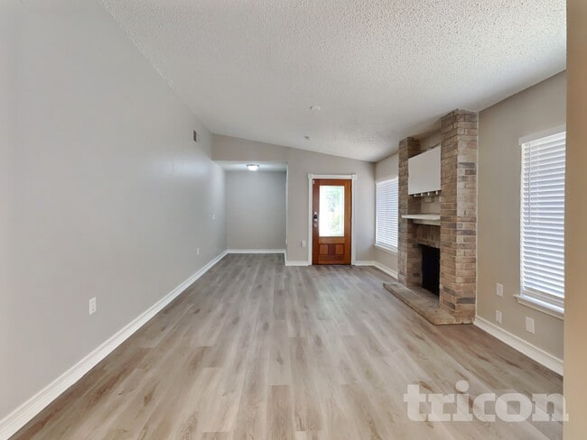 Photo - 16635 Saltgrass St