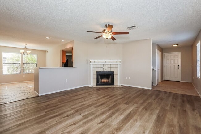 Photo - 1549 E Mineral Rd