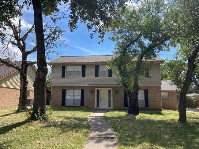 Photo - Bryan - 4 Bedroom - 2 bath - 2 story House with attached garage