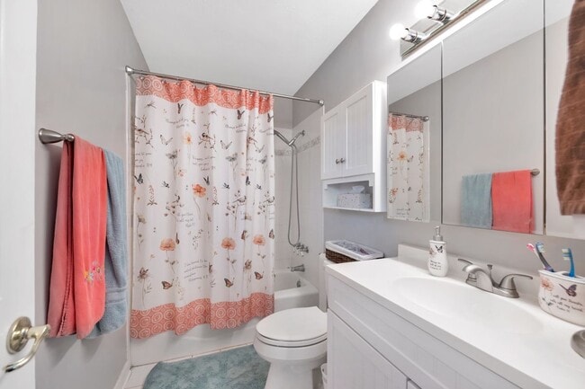 Photo - 1126 Coral Dr