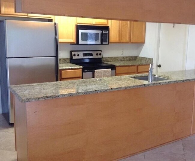 Photo - 1305 Periwinkle Pl