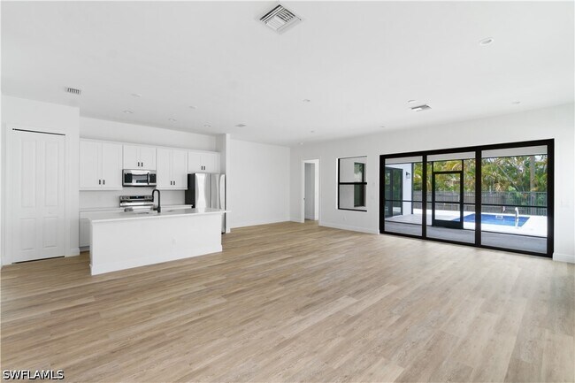 Photo - 837 91st Ave N