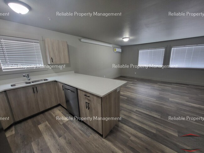 6325 N Silver Fox Rd Unit 2