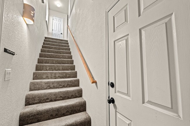 Photo - Foot Hills ! 2 bed/2 Bath home boasts beautiful views of the Mountains and the Lights of Albuquer...