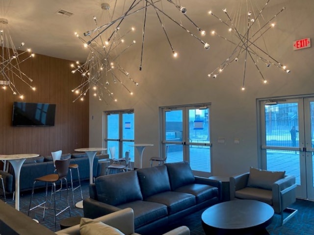 Community Lounge - Showboat Park Apartments